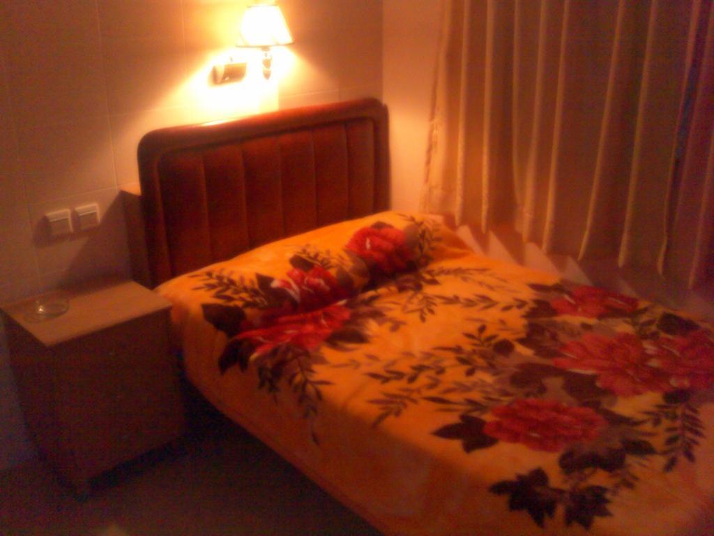 Oriental Pearl Budget Hotel Hongkong Kamer foto